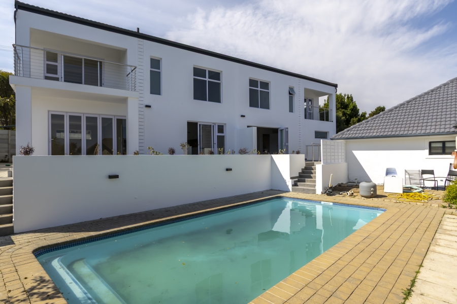 To Let 3 Bedroom Property for Rent in Helena Heights Western Cape